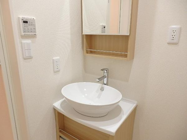 大阪市平野区加美東５丁目のハイツ