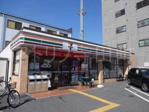 プランドール南巽(セブンイレブン大阪加美北2丁目店)