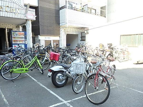 エンパイヤシティ