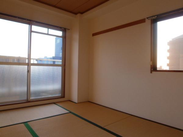 サンパレス加美