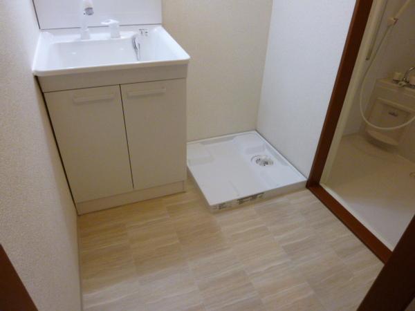 アンプルールフェール六反