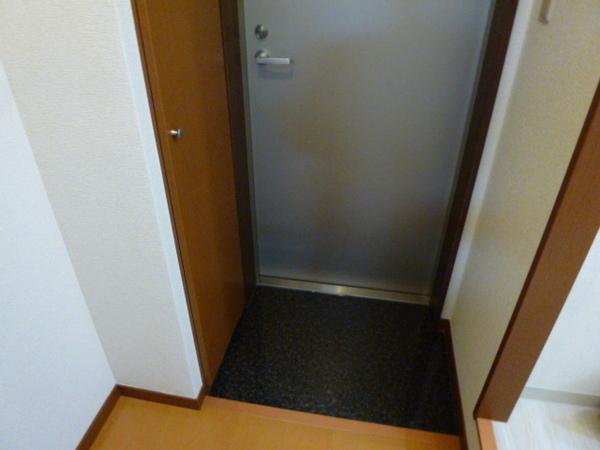 アンプルールフェール六反