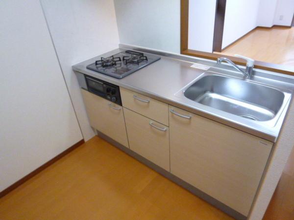 アンプルールフェール六反