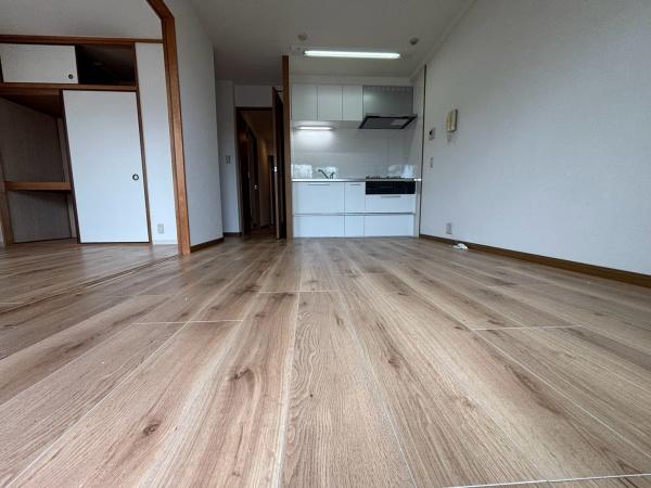 ファイブコート今川