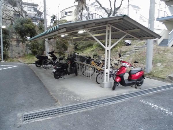 ビレッジハウス日下