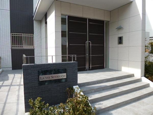 Ｌａ　ｖｉａ背戸口