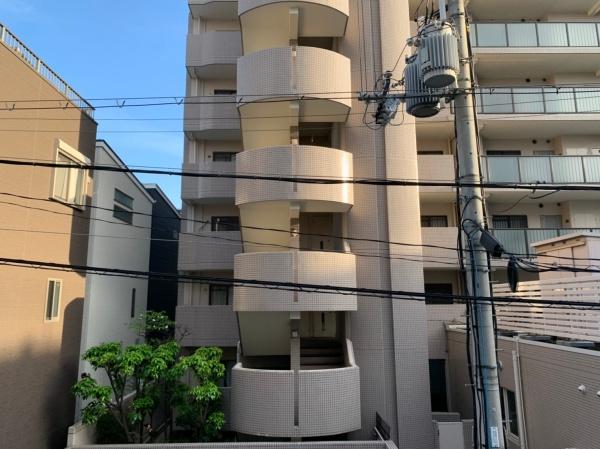 メゾンラベール