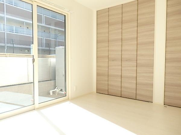 大阪市平野区瓜破4丁目のハイツ(洋室)