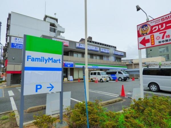 シャトー平野本町(ファミリーマート平野区役所東店)