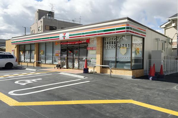 クィーンライフ桑津(セブンイレブン大阪桑津5丁目店)