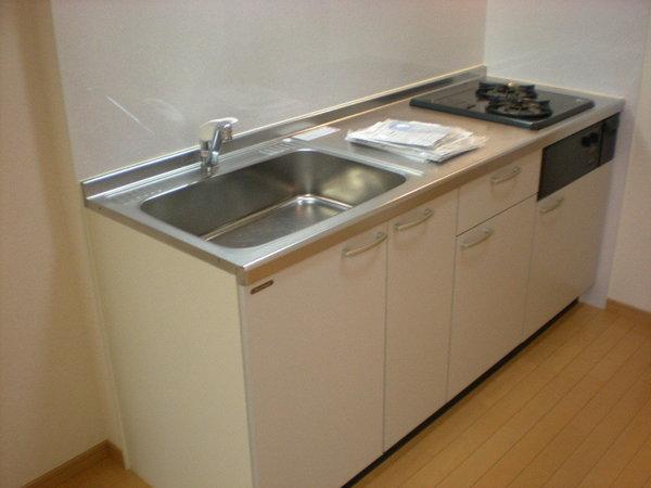 アンプルールフェール長原