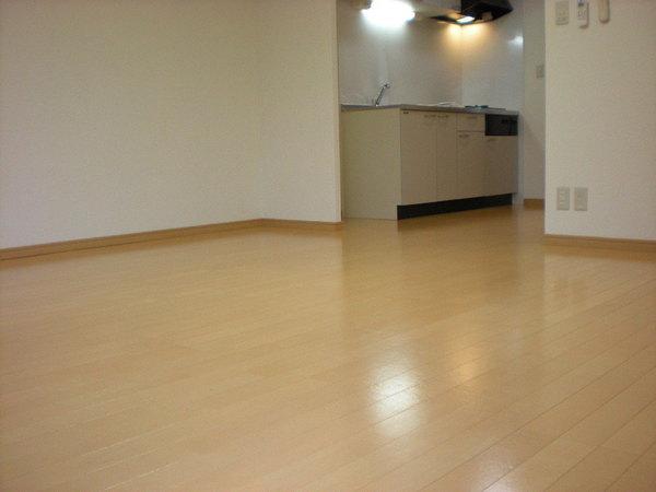 アンプルールフェール長原