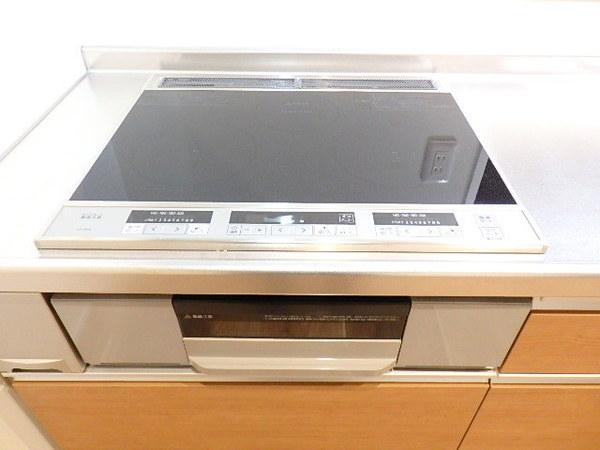 メゾンセドーレ３