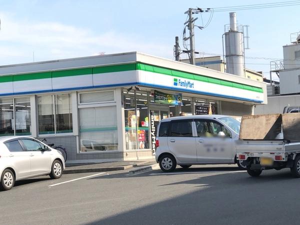 アドバンテージ三宅１(ファミリーマート　松原三宅店)