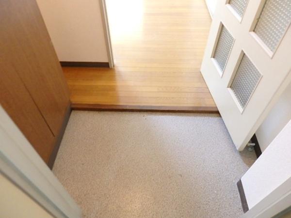 リード2岡田マンション