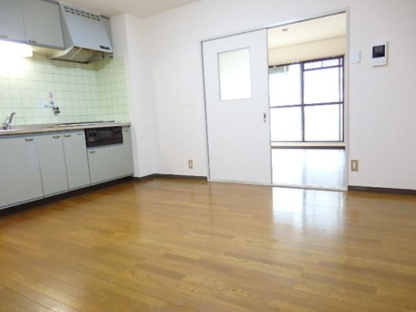 リード2岡田マンション