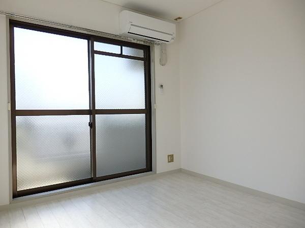 アリーナツムラ