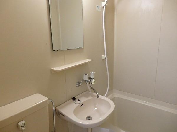 アリーナツムラ