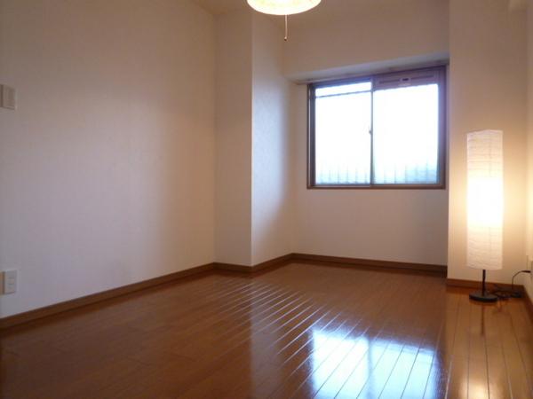 フェニックスロベニュー