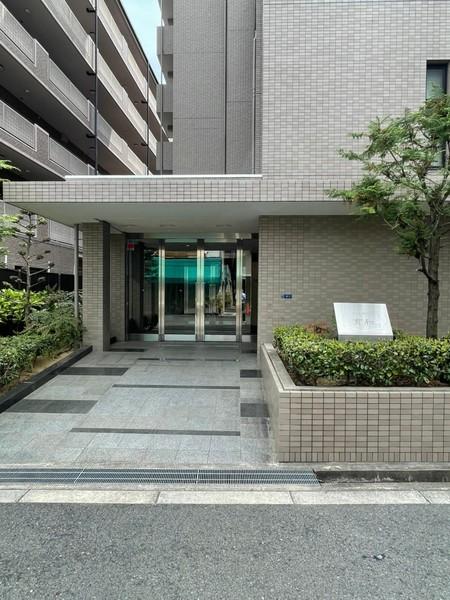 フォレスタ育和