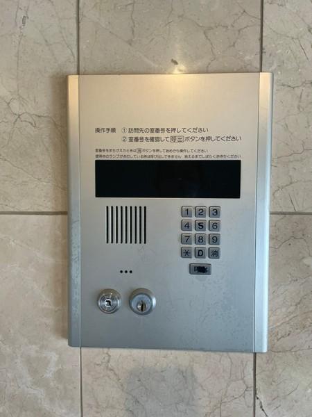 フォレスタ育和