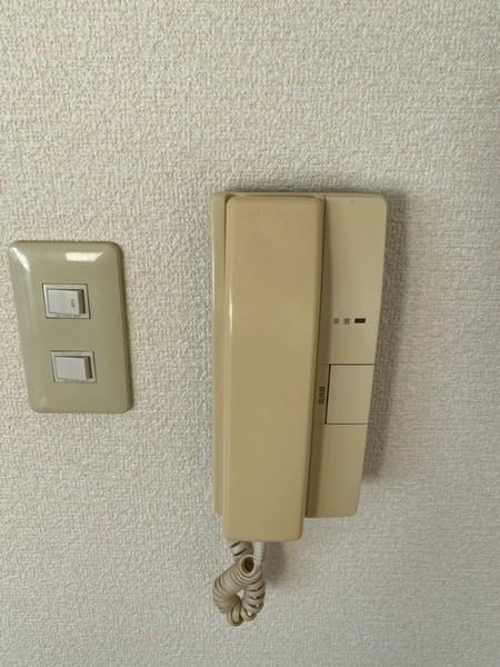 フロントオブザポリス新光