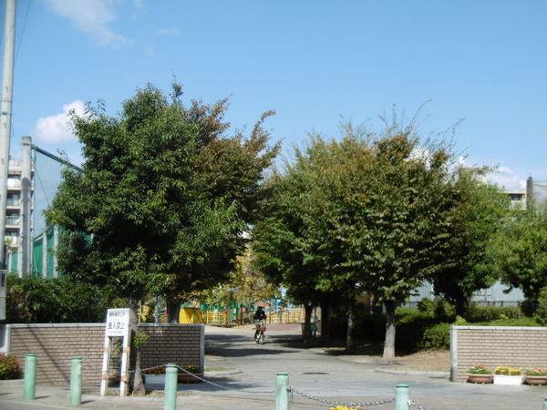 ラピタ(長吉出戸公園)