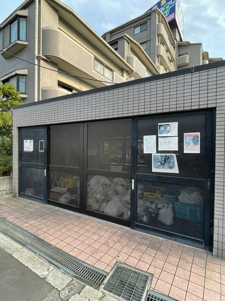 ラフォーレ平野
