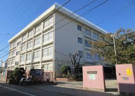 ビレッジハウス日下(大東市立諸福中学校)