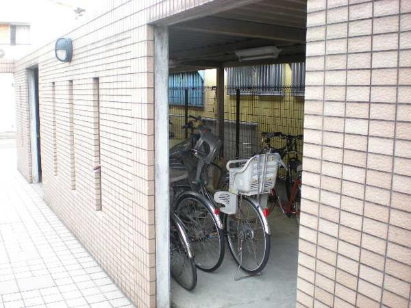 アビタシオン岸田