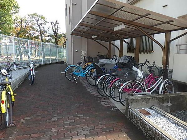 アドバンテージ三宅１