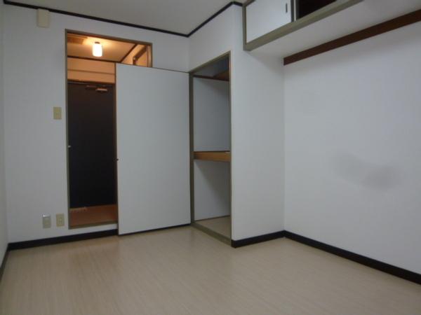 ハイム背戸口
