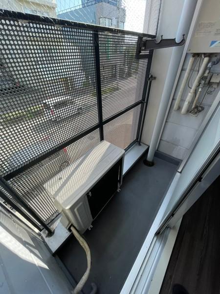 イーストコート