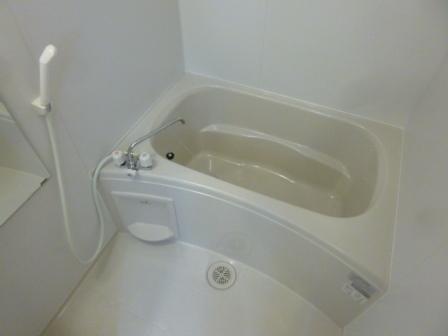 アンプルールフェールバレルコート