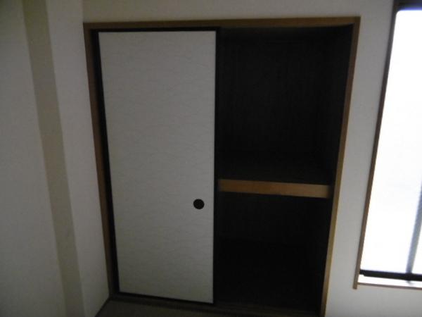 ロイヤルメゾン出戸