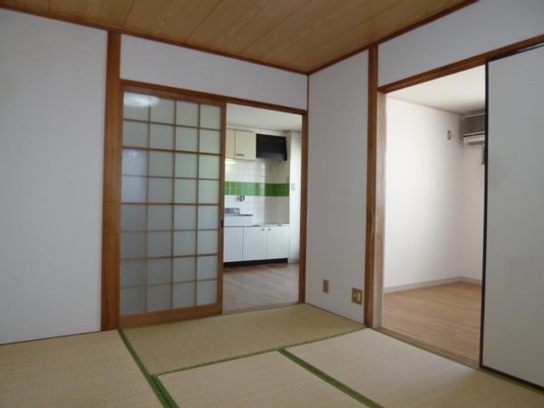 ホワイトシティ平野