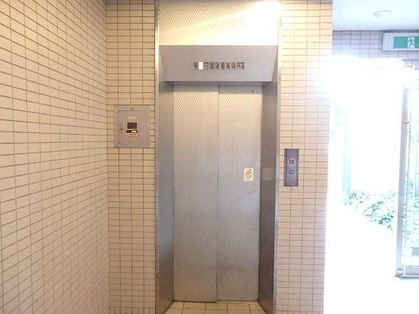 ローズバッドフラット