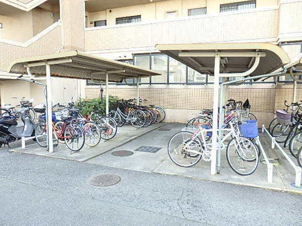大阪市平野区長吉長原西２丁目のマンション