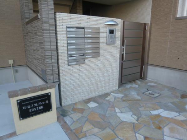 フジパレスクレアトゥール正覚寺２