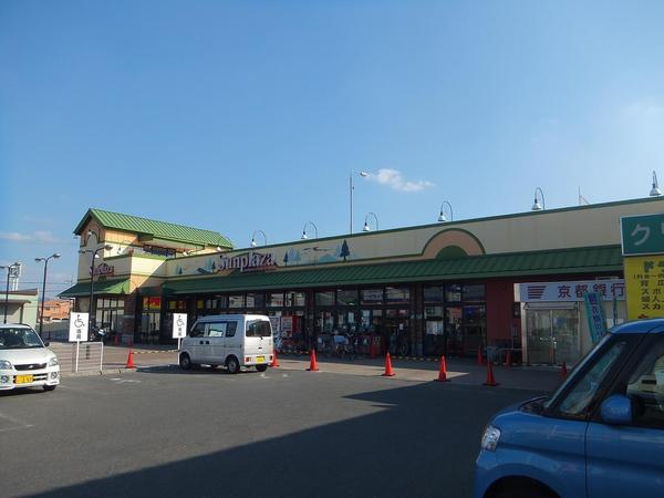 八尾市沼３丁目のハイツ(サンプラザ八尾沼店)