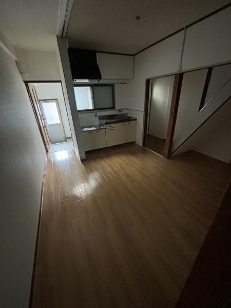 瓜破３丁目貸家北から３号