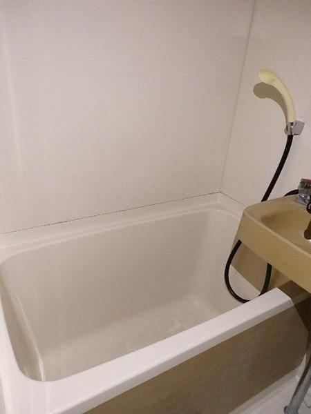 エレガンスハイツ湯里