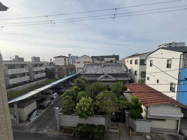 大阪市平野区加美東４丁目のハイツ