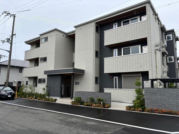 大阪市平野区加美北９丁目のハイツ