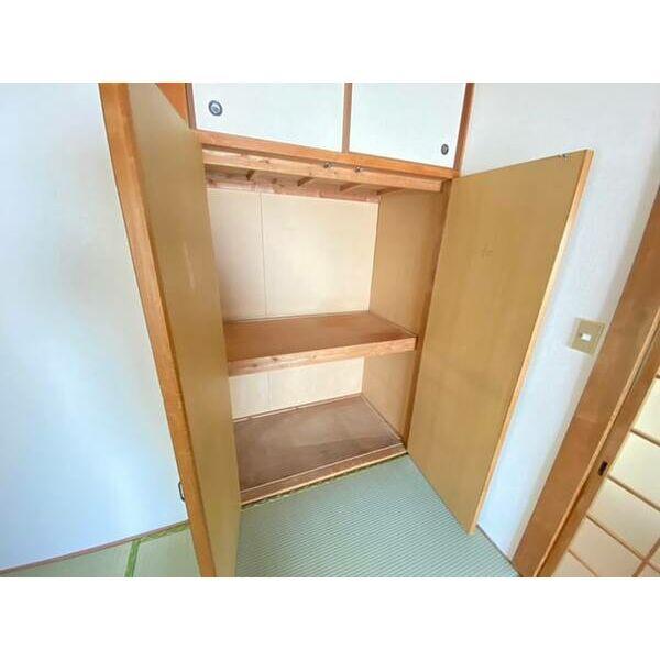 エスターテハクヤ
