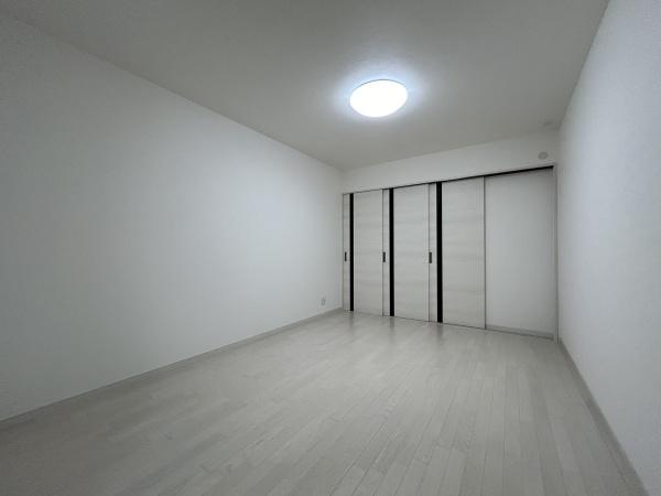 セレニティ照ヶ丘矢田A棟