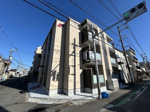 大阪市平野区加美北４丁目のアパート