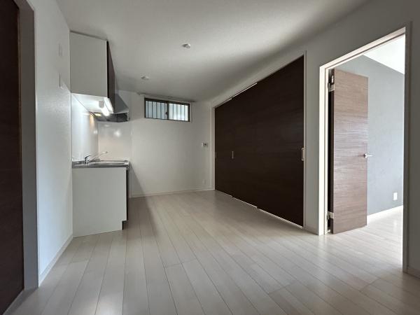 大阪市平野区加美北4丁目のアパート(リビング)