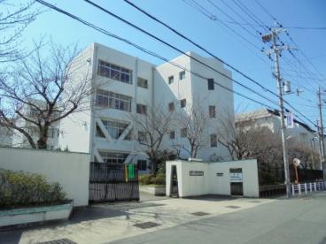 ビレッジハウス青山(八尾市立高美中学校)