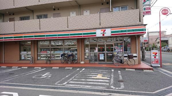 大阪市西成区玉出東2丁目のマンション(セブンイレブン大阪東粉浜1丁目店)